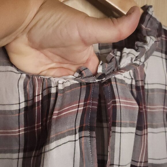 Loft Womens Blue White Plaid Lightweight Blouse Ruffle Trim Medium - Picture 4 of 6